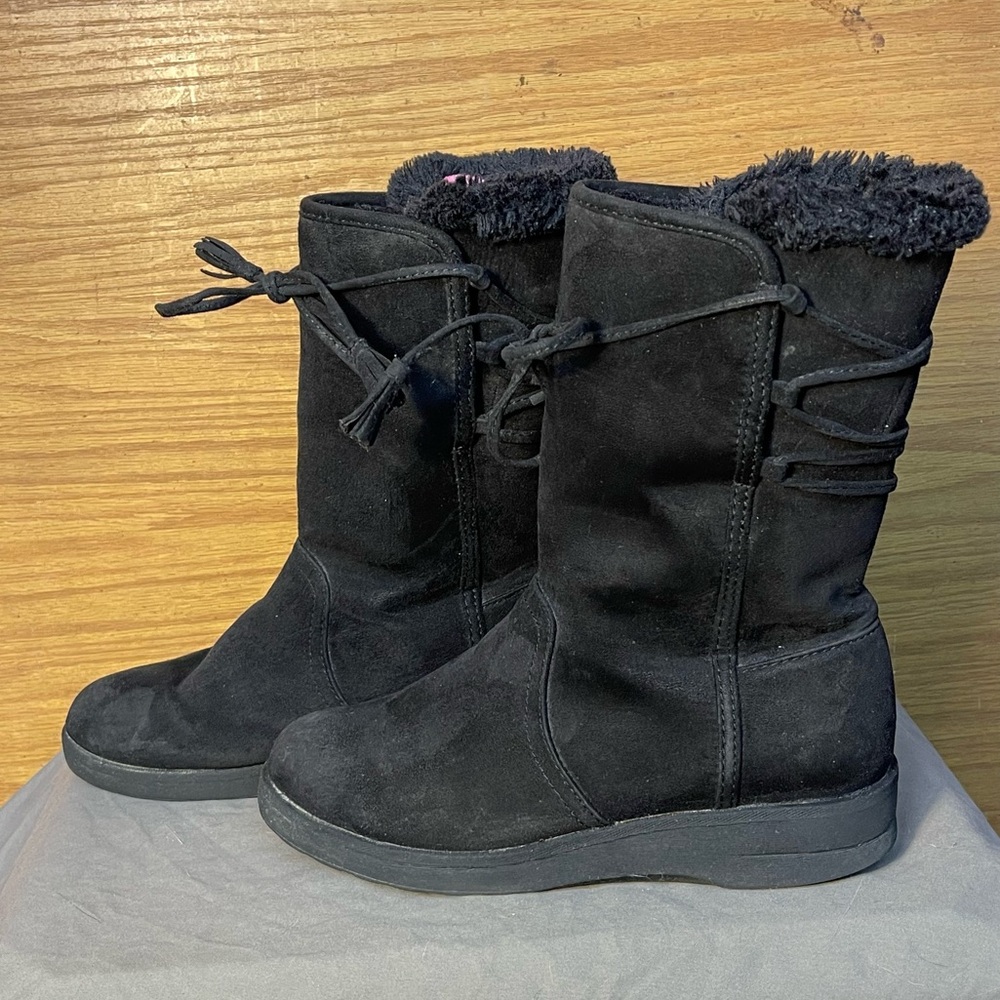 London Underground Black Faux Suede Fur-Lined Lace-Up Boots Women’s Size 8